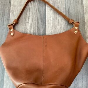 Portland Leather Large Kangaroo in Honey